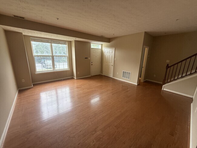 Building Photo - 6452 Benjamins Ct