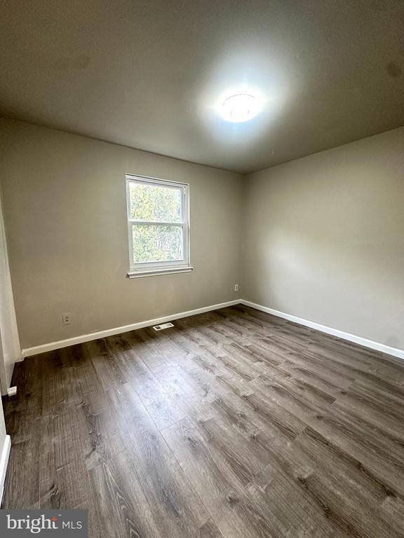 Building Photo - 33 Franklin Dr