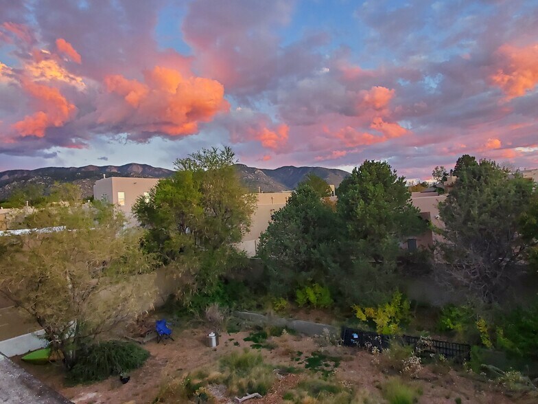 Building Photo - 12700 Desert Sky Ave NE