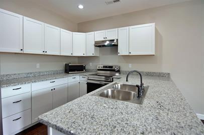 Building Photo - 23 Michigan Ln