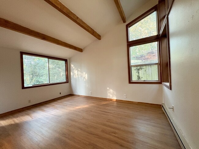 Building Photo - 3060 Onyx St