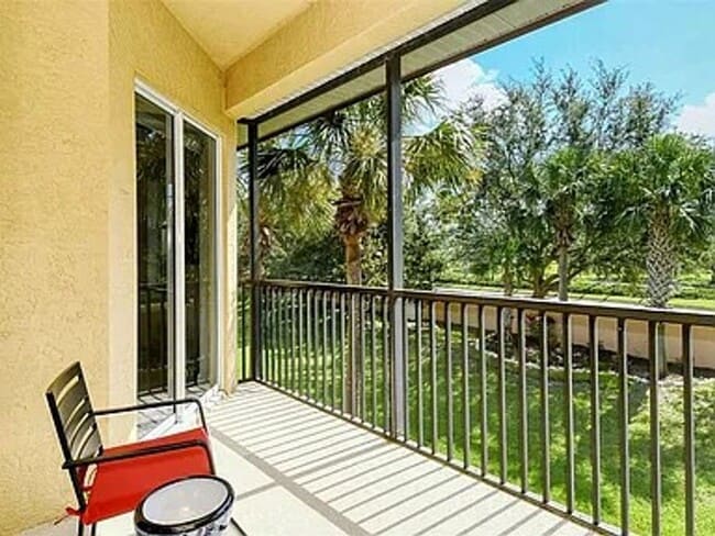 Building Photo - 8263 Miramar Way