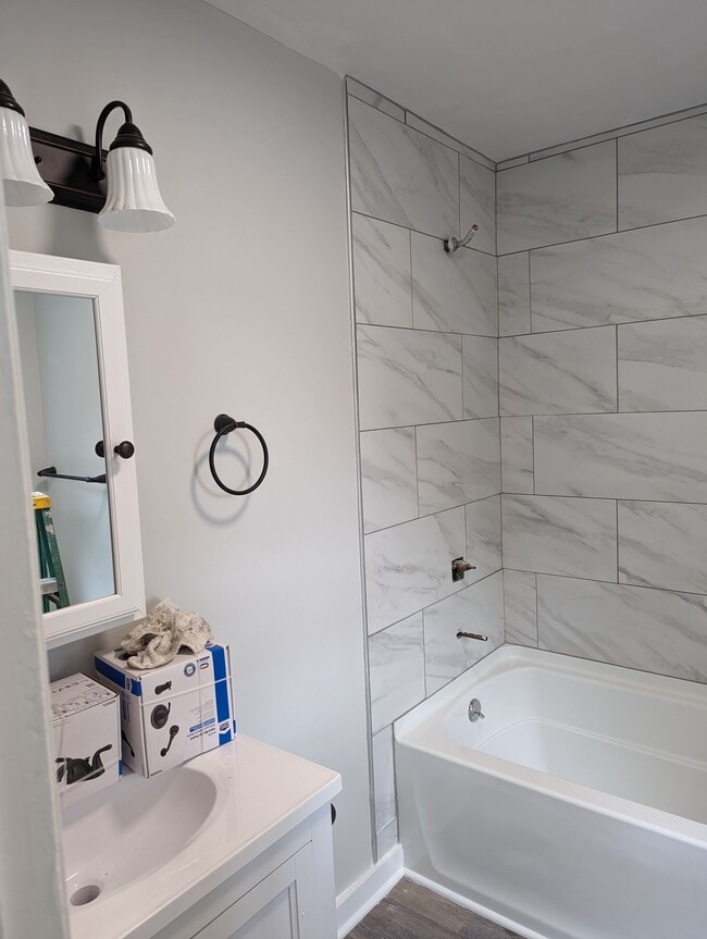 Building Photo - 44 Boston Post Rd