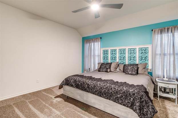 Building Photo - 3309 Comal Dr