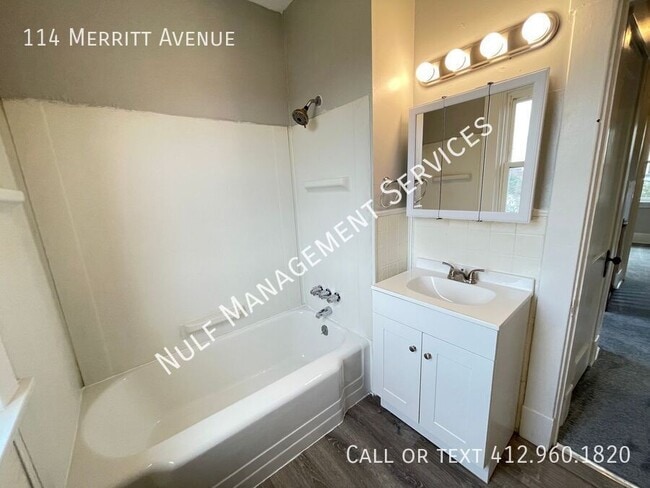 Building Photo - 114 Merritt Ave