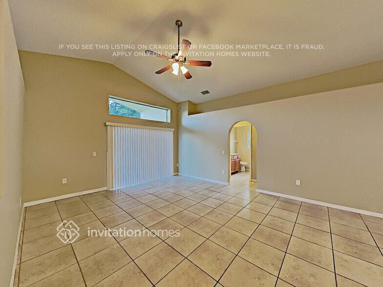 Building Photo - 971 Kenbar St