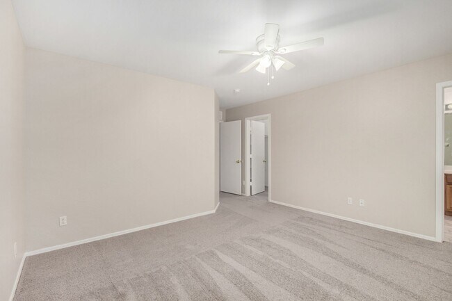 Building Photo - New Listing in Buckeye