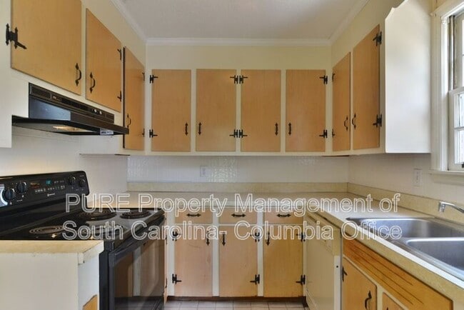 Building Photo - 1610 S Beltline Blvd