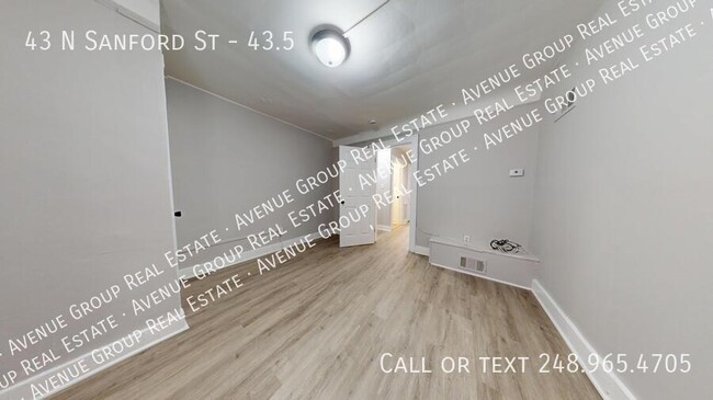 Building Photo - 43 N Sanford St