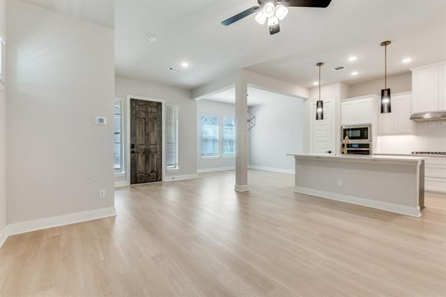 Building Photo - 704 Yellow Warbler Wy