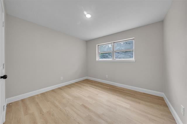 Building Photo - 217 Palomino Dr