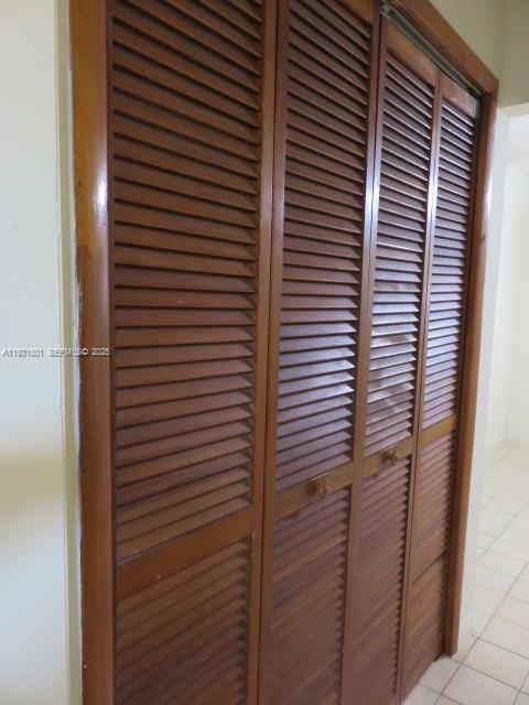 Building Photo - 2820 SW 16th Ter