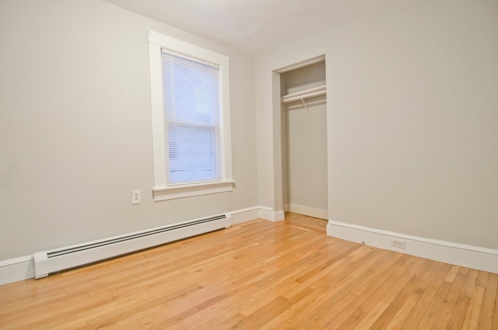 Building Photo - 42 Turner St
