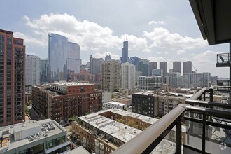 Trio Apartments Chicago Il Apartment Finder