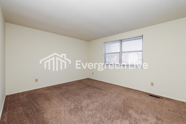 Building Photo - Coming Soon!