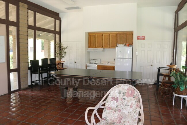 Building Photo - 45346 Driftwood Dr