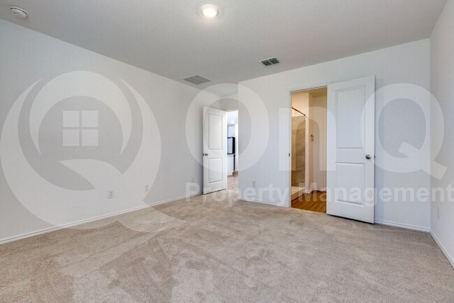 Building Photo - 1105 Desert Willow Dr