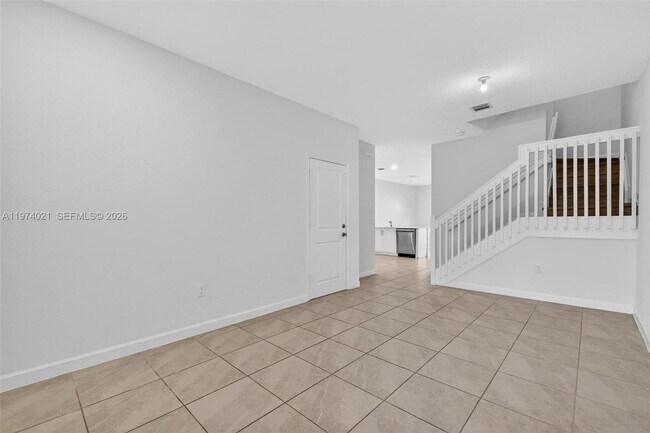 Building Photo - 2619 SE 11th St