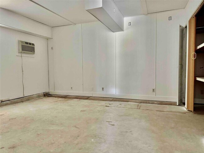 Building Photo - 4403 Quicksilver Blvd
