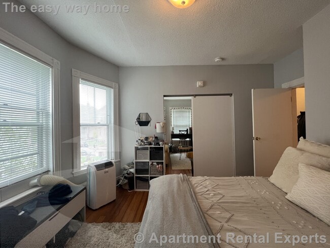 Building Photo - 69 Raymond Ave