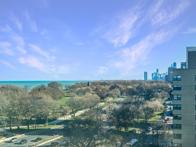 Building Photo - 4250 N Marine Dr