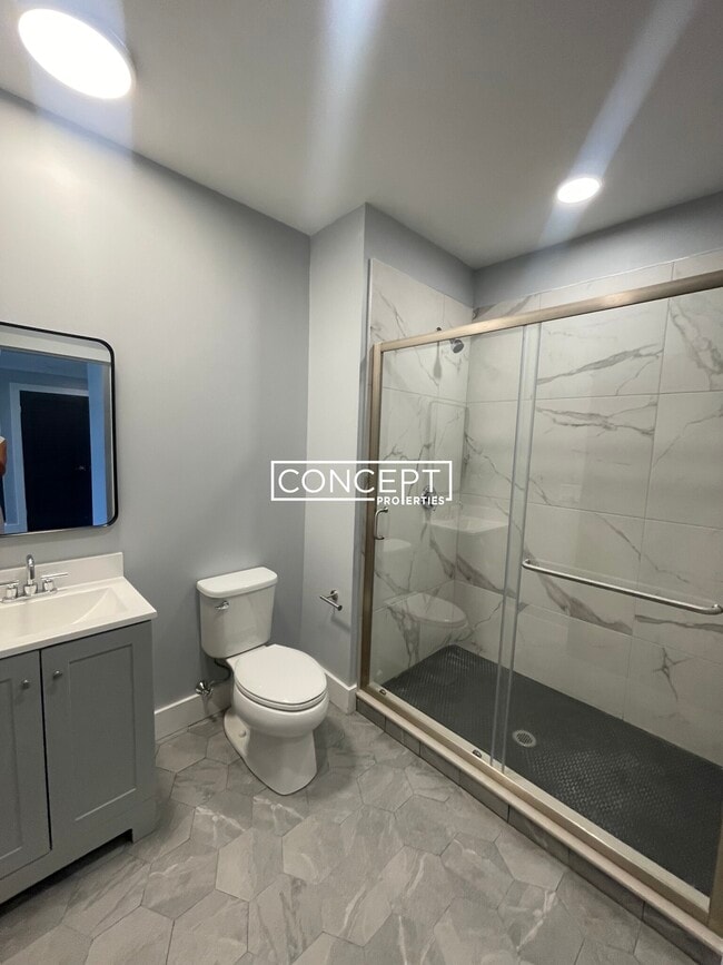 Building Photo - 365 Western Ave