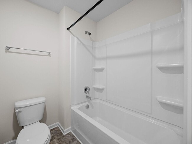 Building Photo - Premier Greenville Living: Stunning 4 Bed (Master on the Main), 3.5 Bath Home, NO APPLICATION FEE...