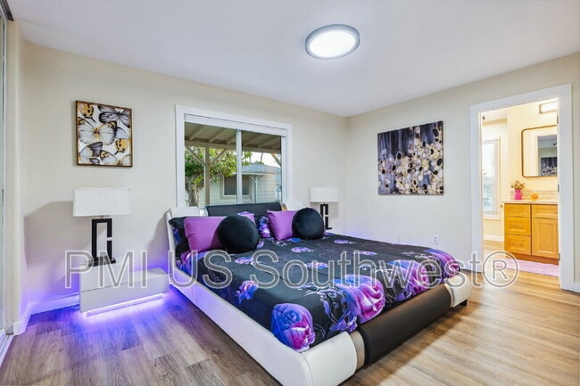 Building Photo - 437 Riverfront Dr