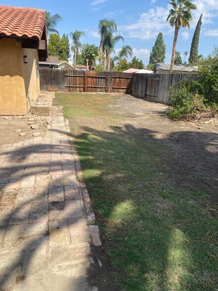 Building Photo - 6405 Landfair Dr