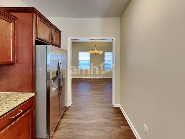 Building Photo - 1056 Joselynn Drive