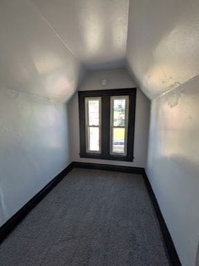 Building Photo - Newly Updated 3 bedroom in Carrick! Section 8 is considered