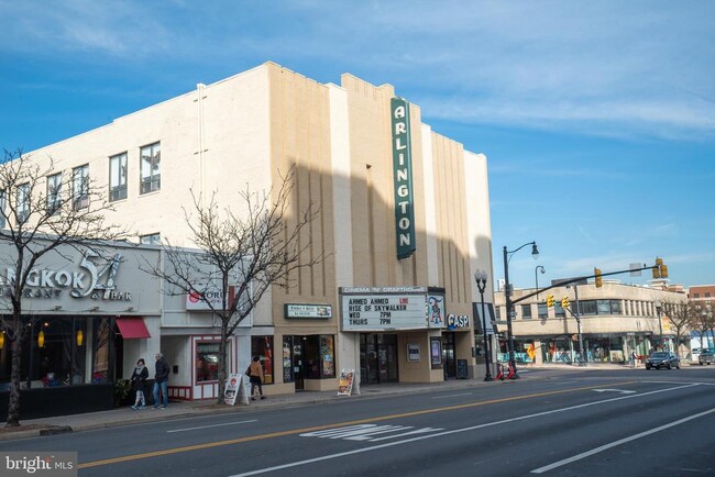 Building Photo - 4627 9th St S