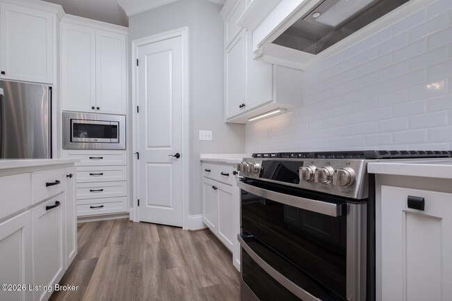 Building Photo - 6024 Passionflower Dr