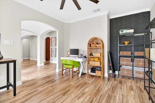 Building Photo - 8417 Macarena Dr