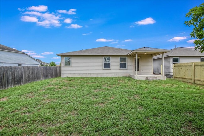Building Photo - 18612 Great Falls Dr