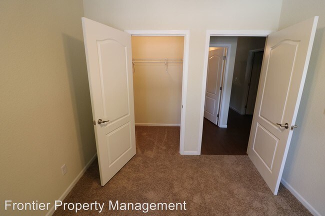 Building Photo - 1024 Fremont St