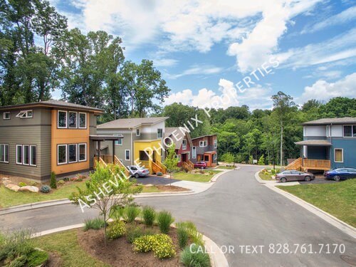 Building Photo - 18 Mauricet Ln