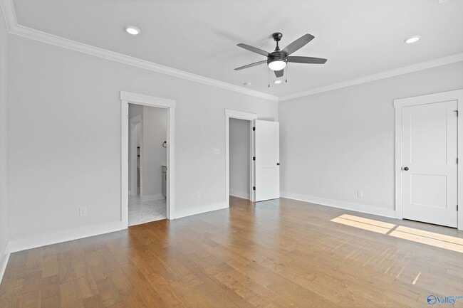Building Photo - 126 Iberville St