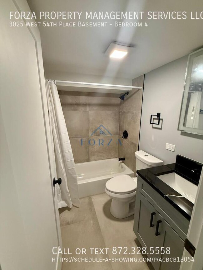 Building Photo - 3025 W 54th Pl