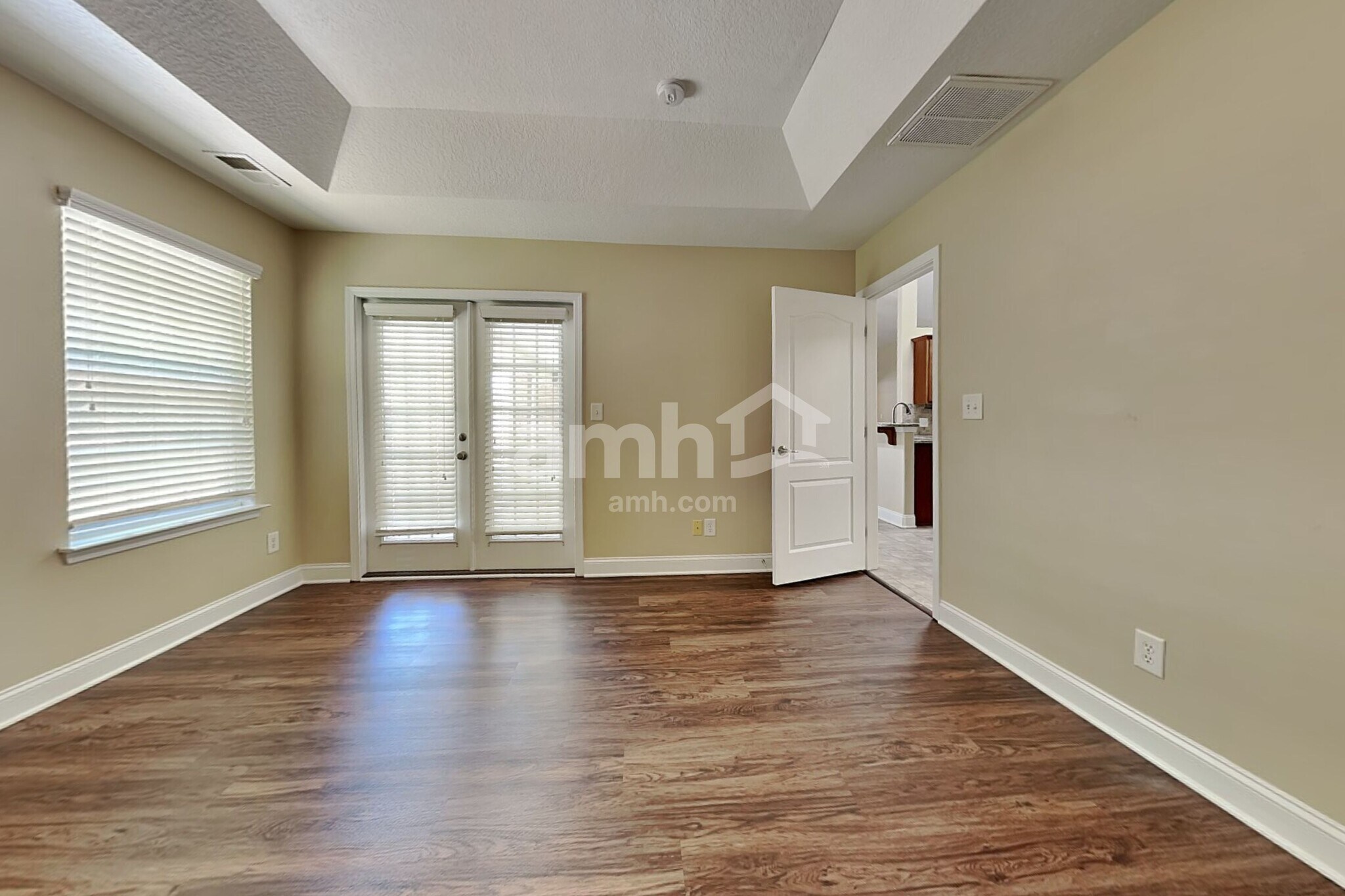 Building Photo - 7194 Caley Ln