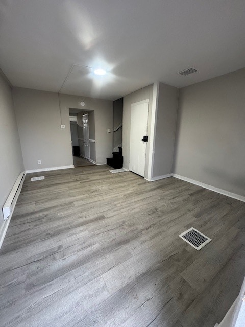 Building Photo - 356 1/2 Apple St