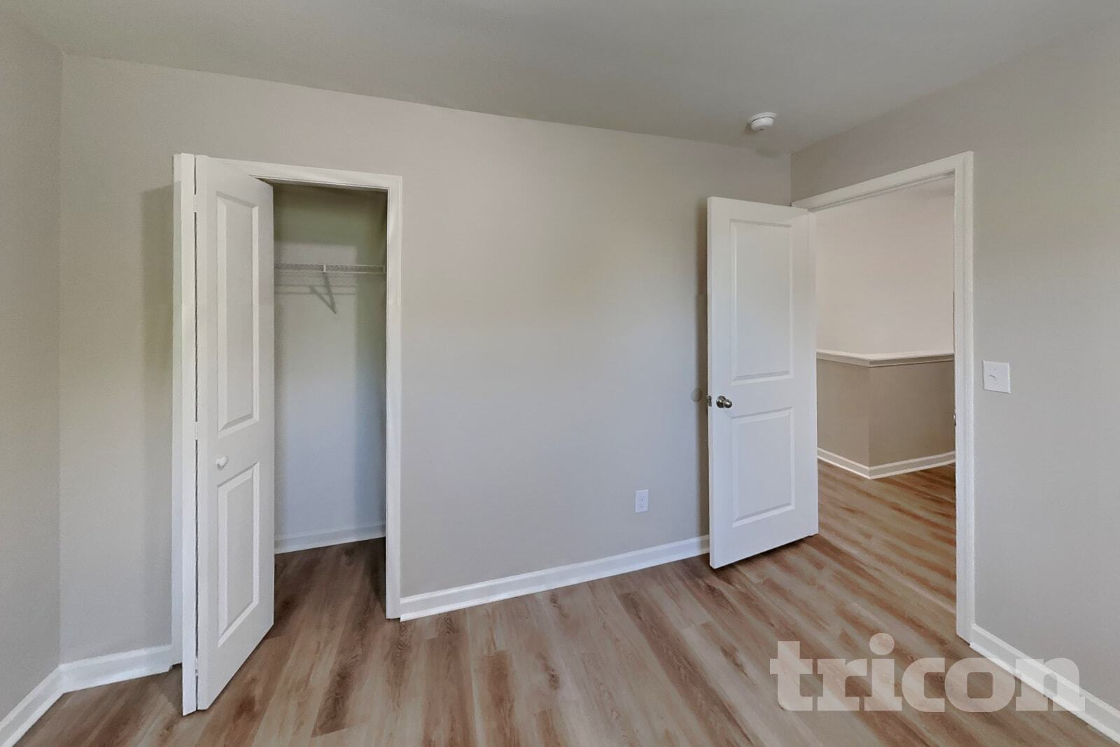 Building Photo - 1845 Belle Arbor Dr