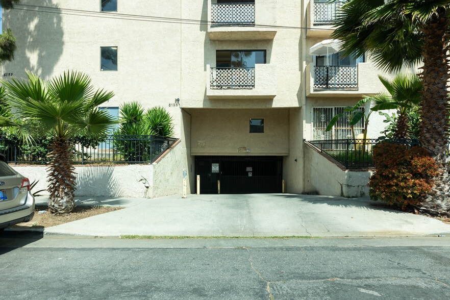 Building Photo - 5125 Harold Way