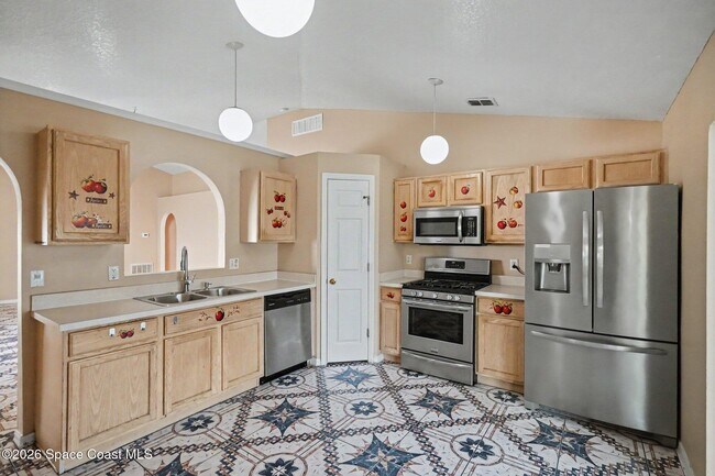 Building Photo - 2781 Maderia Cir
