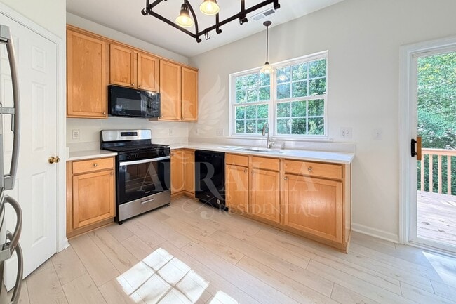 Building Photo - 112 Huntersville Rd