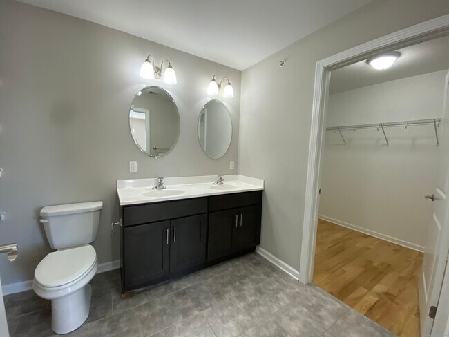 Building Photo - 314 Bridgeport Ave