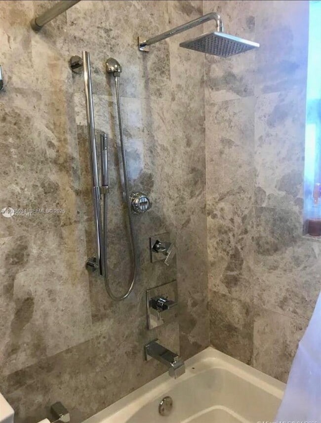 Building Photo - 7 NW 116th St