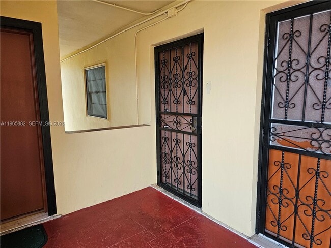 Building Photo - 47 NW 47th Ave