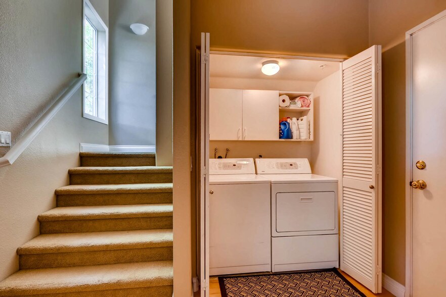 Building Photo - 3115 Via Puerta