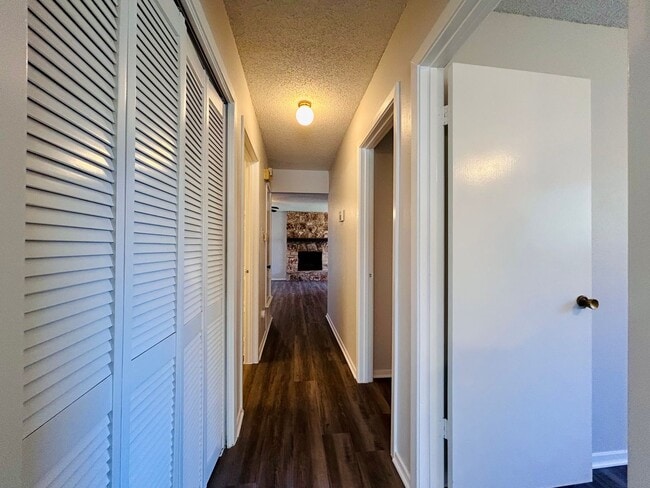 Building Photo - 12005 Charing Cross Rd